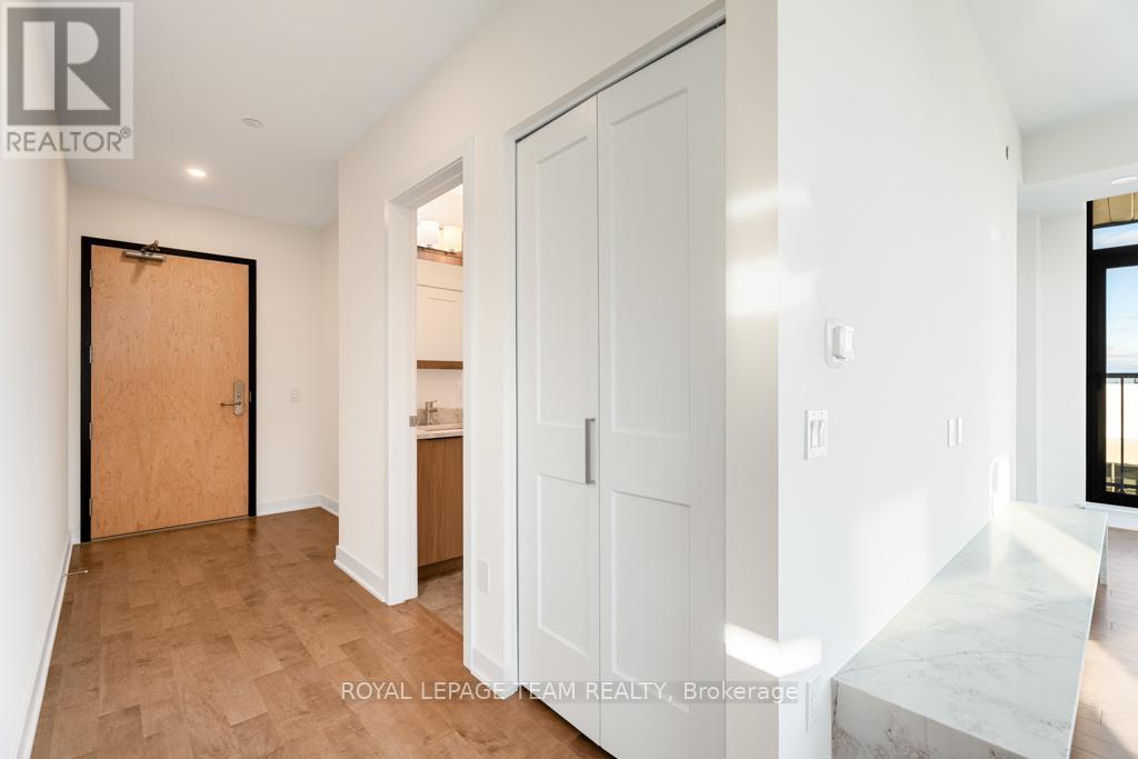 Property at 2704 - 340 QUEEN STREET image 3