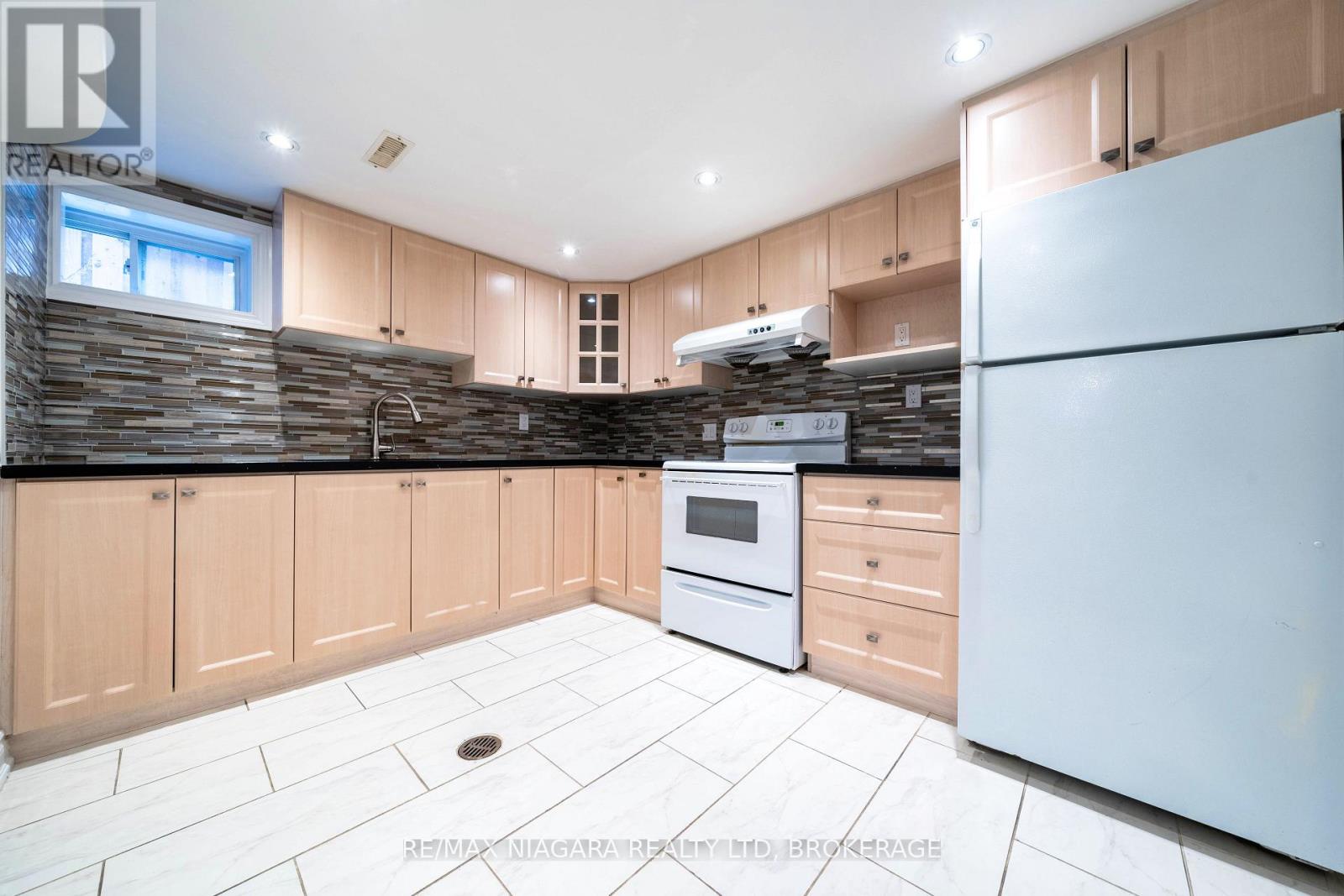 42 Kenhatch Boulevard, Toronto, Ontario  M1S 3Y1 - Photo 33 - E11900267