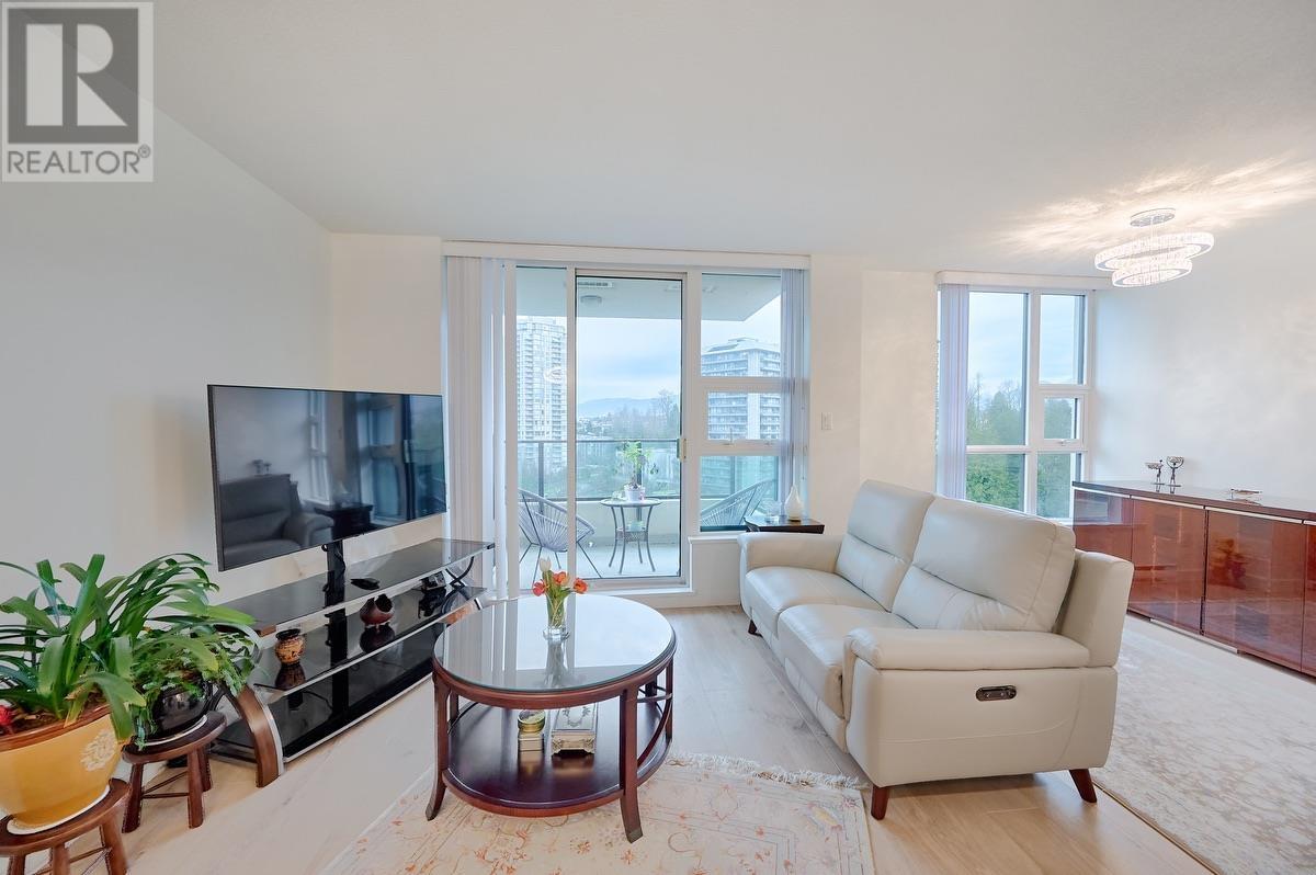 Listing Picture 11 of 22 : 1605 2200 DOUGLAS ROAD, Burnaby / 本拿比 - 魯藝地產 Yvonne Lu Group - MLS Medallion Club Member