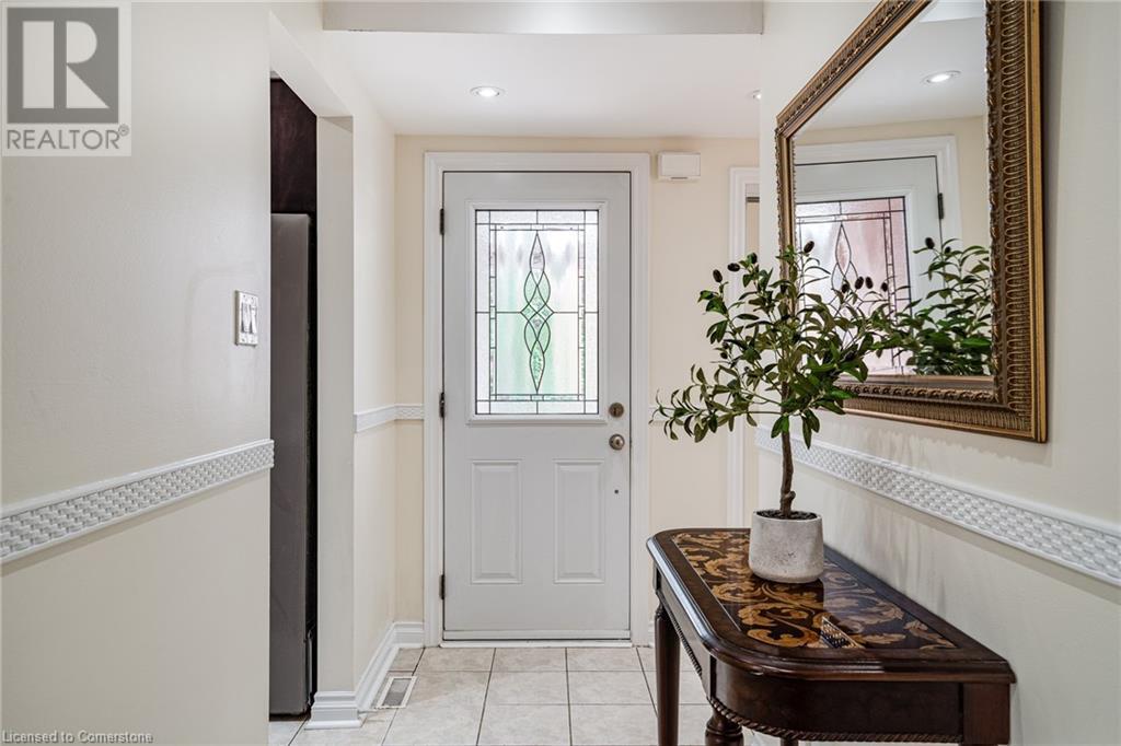 1133 Beechnut Road, Oakville, Ontario  L6J 7P2 - Photo 7 - 40686354