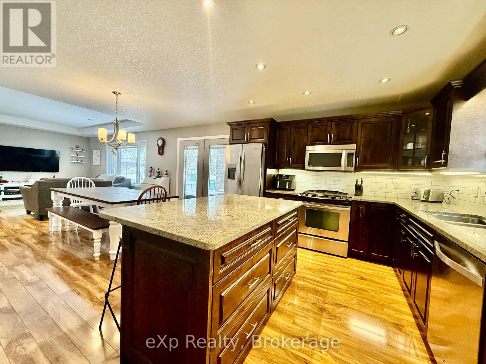 11 Carroll Street, South Bruce, Ontario  N0G 2J0 - Photo 6 - X11900307