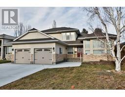 19 Coachwood Road W, lethbridge, Alberta