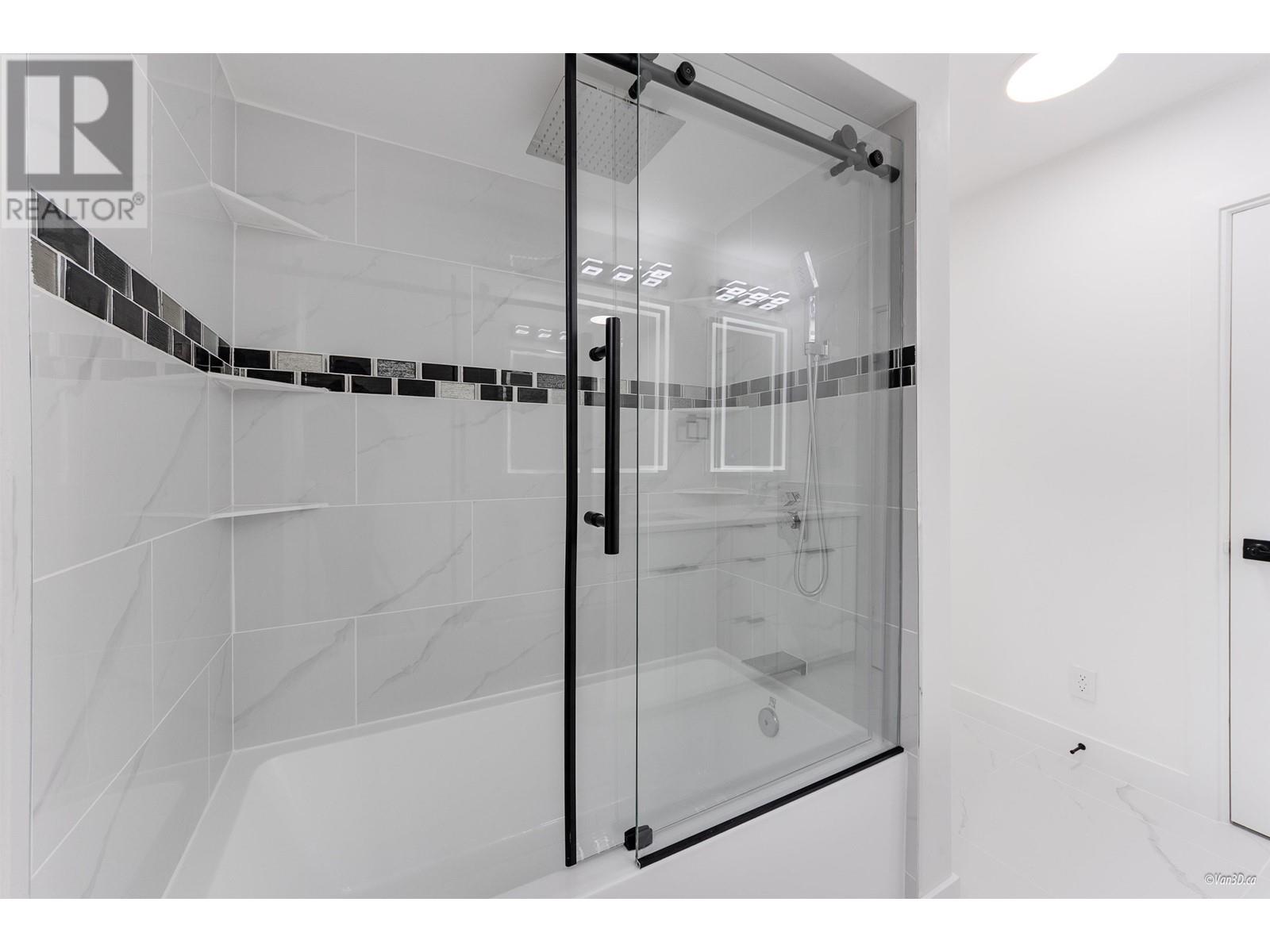 2117 Roselynn Way, Port Coquitlam, British Columbia  V3C 2V4 - Photo 13 - R2951401
