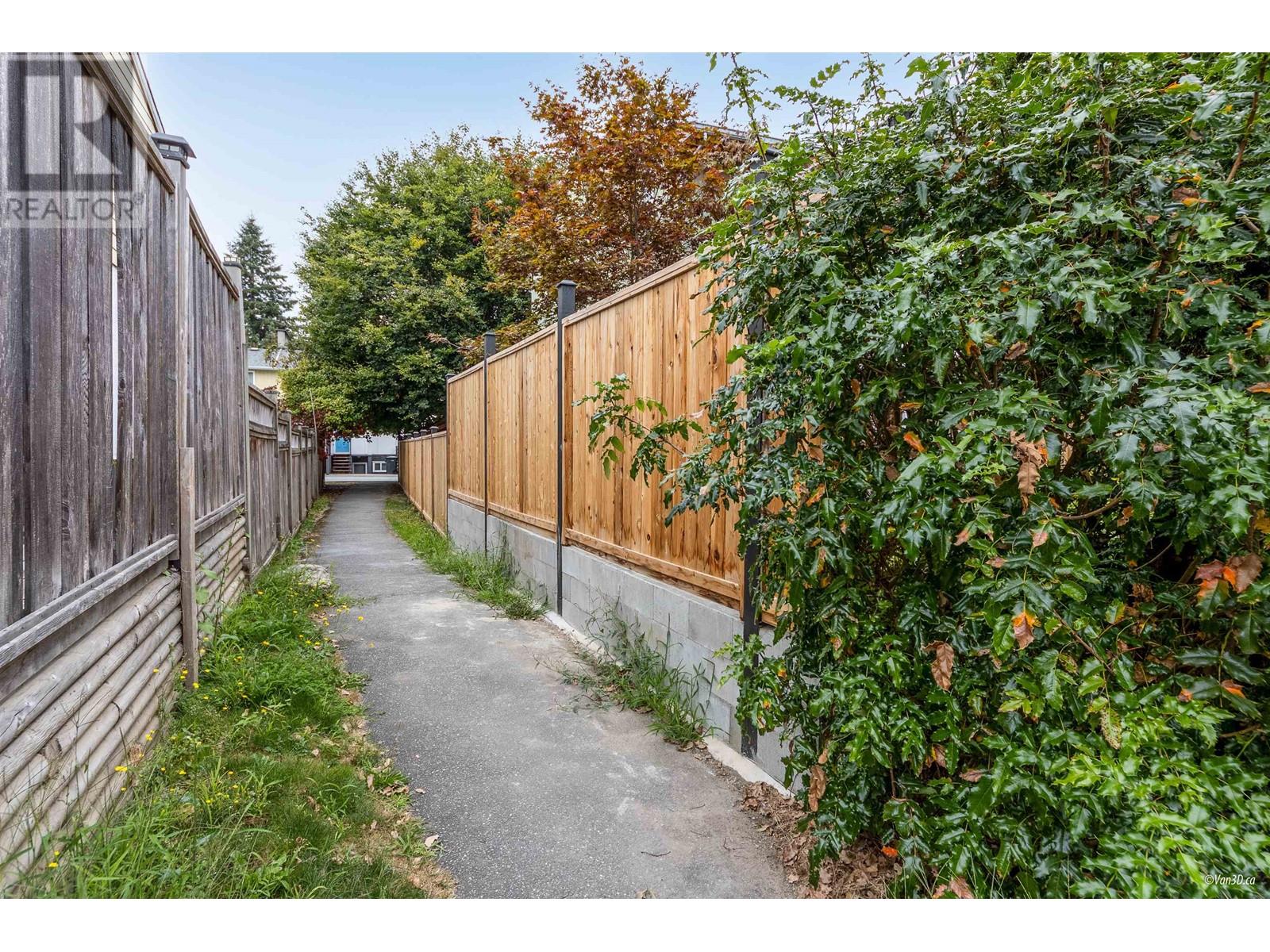 2117 Roselynn Way, Port Coquitlam, British Columbia  V3C 2V4 - Photo 26 - R2951401