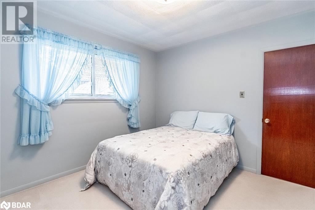 18 Calverley Street, Orillia, Ontario  L3V 3T4 - Photo 8 - 40681195