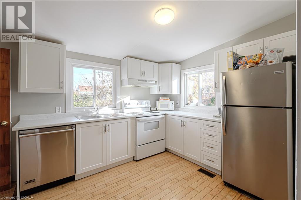 75 St George Street, Brantford, Ontario  N3R 1V5 - Photo 15 - 40679793