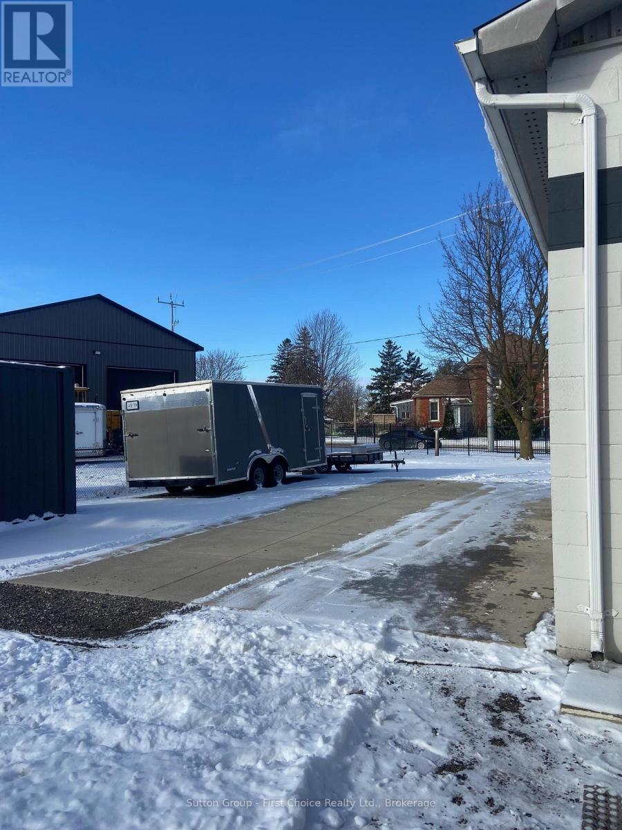 107 Monteith Avenue, Stratford, Ontario  N5A 2P6 - Photo 11 - X11899986