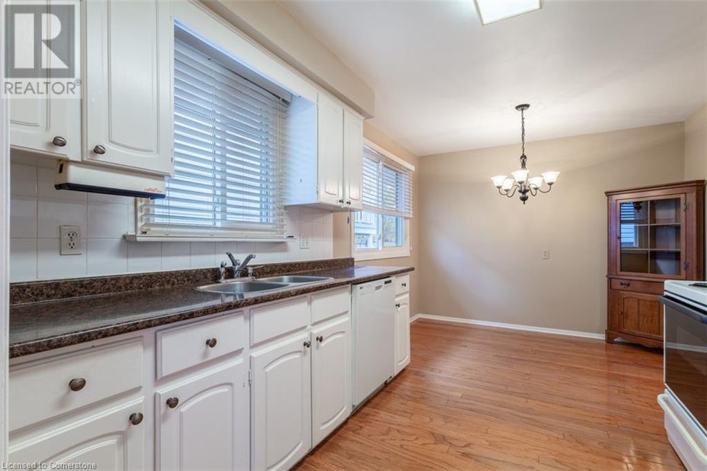 330 Tuck DriveBurlington, Ontario  L7L 2R3 - Photo 10 - 40686371