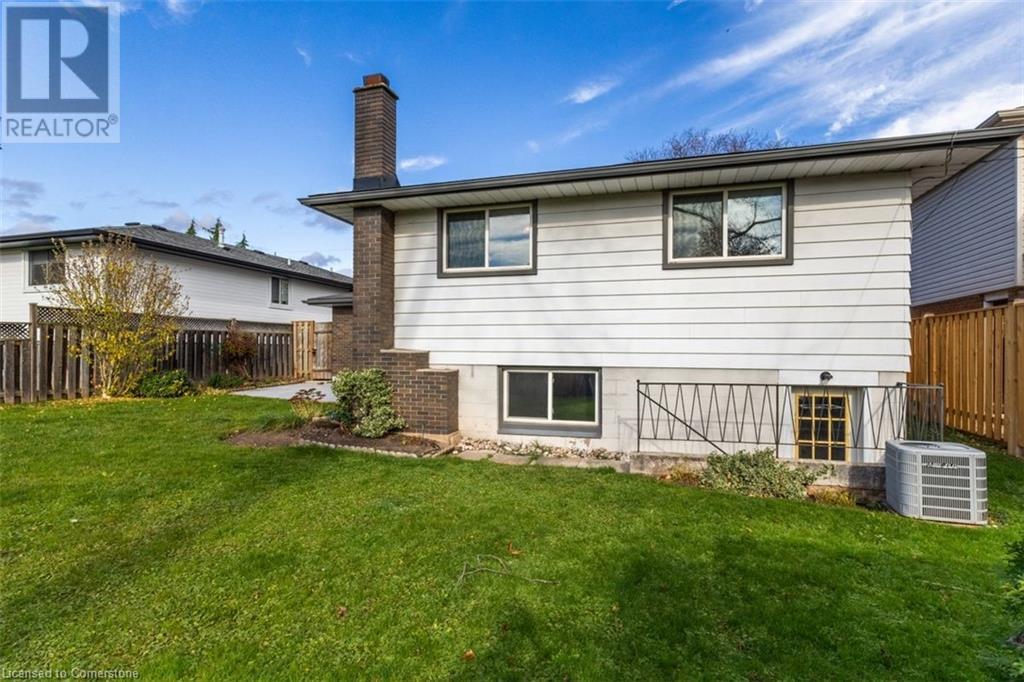 330 Tuck DriveBurlington, Ontario  L7L 2R3 - Photo 36 - 40686371