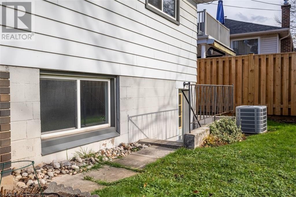 330 Tuck DriveBurlington, Ontario  L7L 2R3 - Photo 38 - 40686371