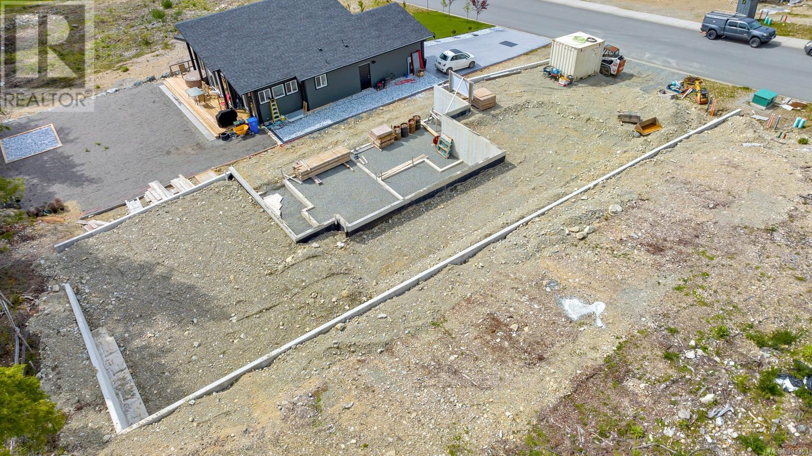 Property at 549 Mountain View Dr image 5