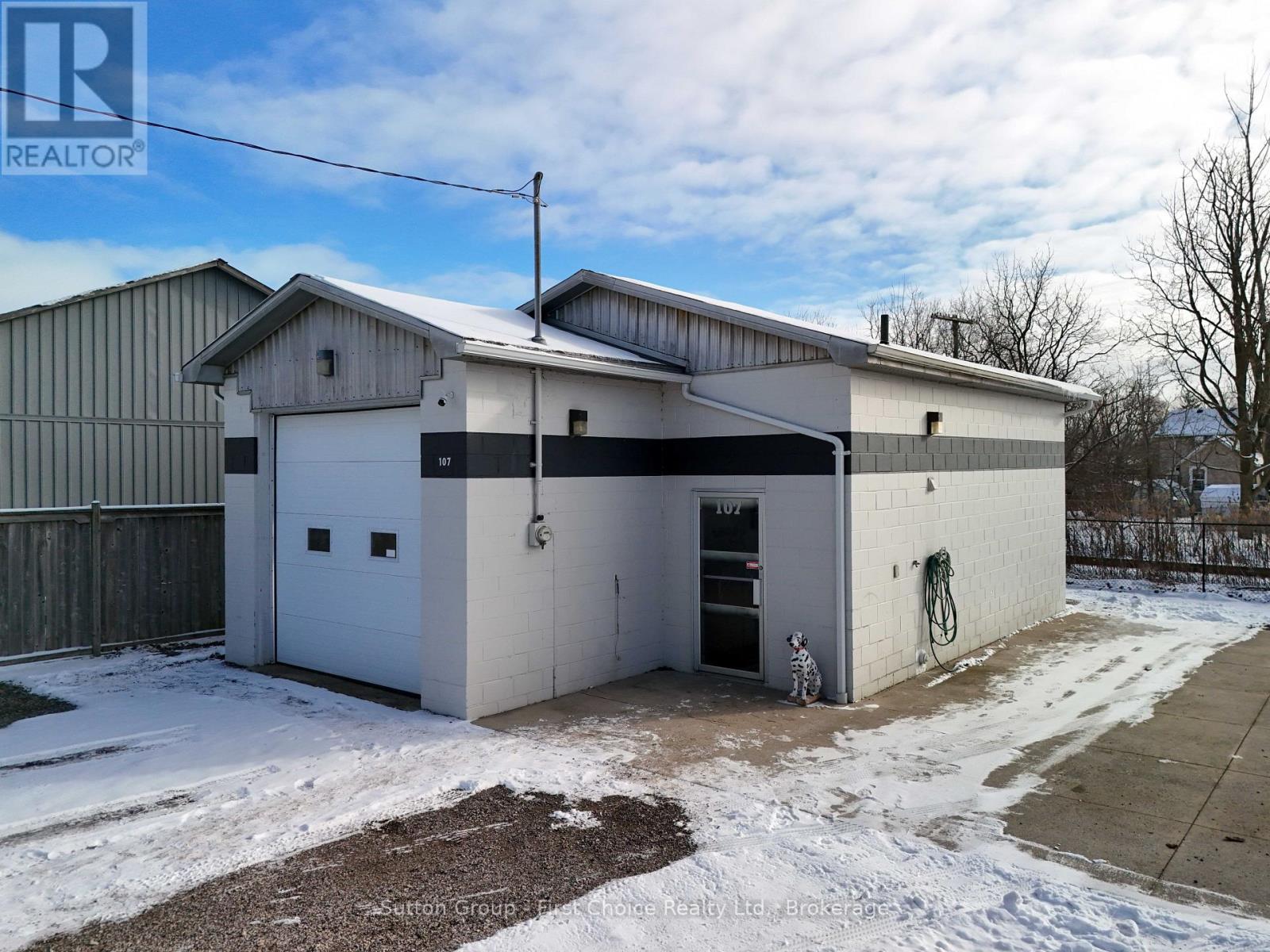 107 Monteith Avenue, Stratford, Ontario  N5A 2P6 - Photo 2 - X11899986