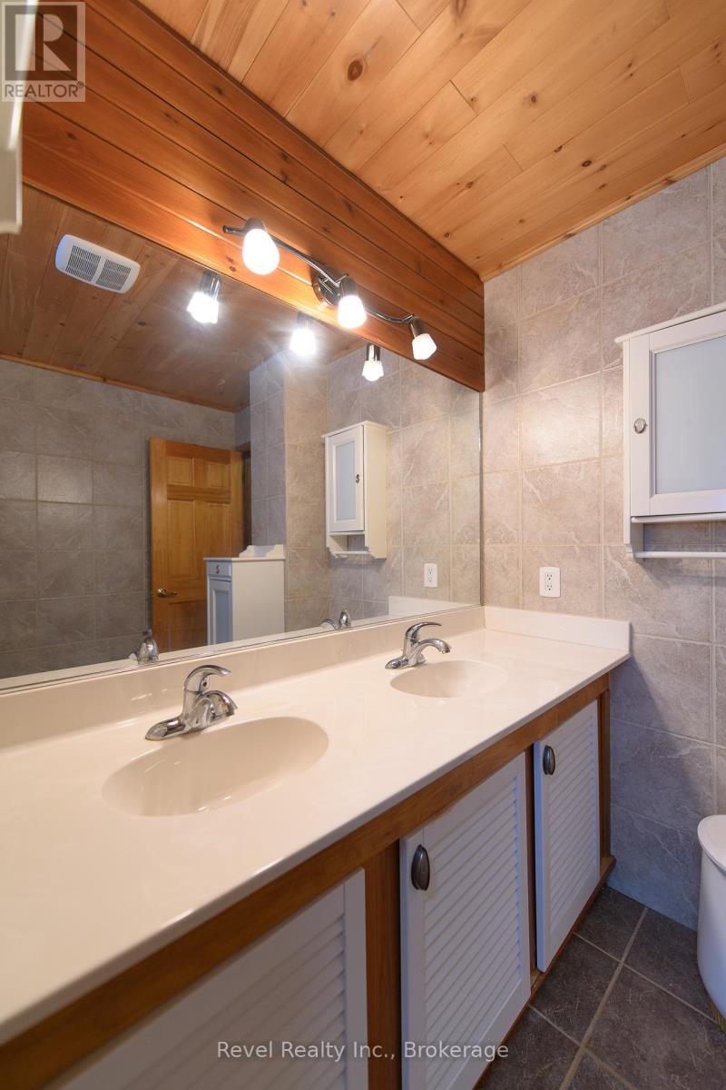 186 Richmond Street, Meaford, Ontario  N4L 1B3 - Photo 12 - X11900423