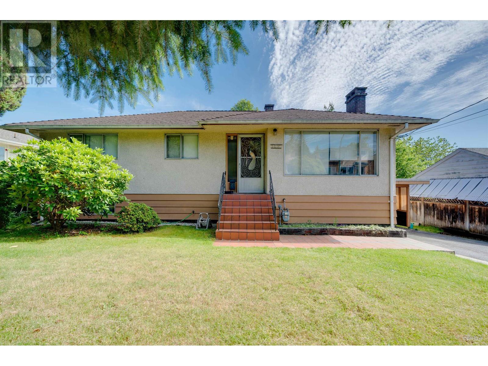 Property at 762 EDGAR AVENUE image 1