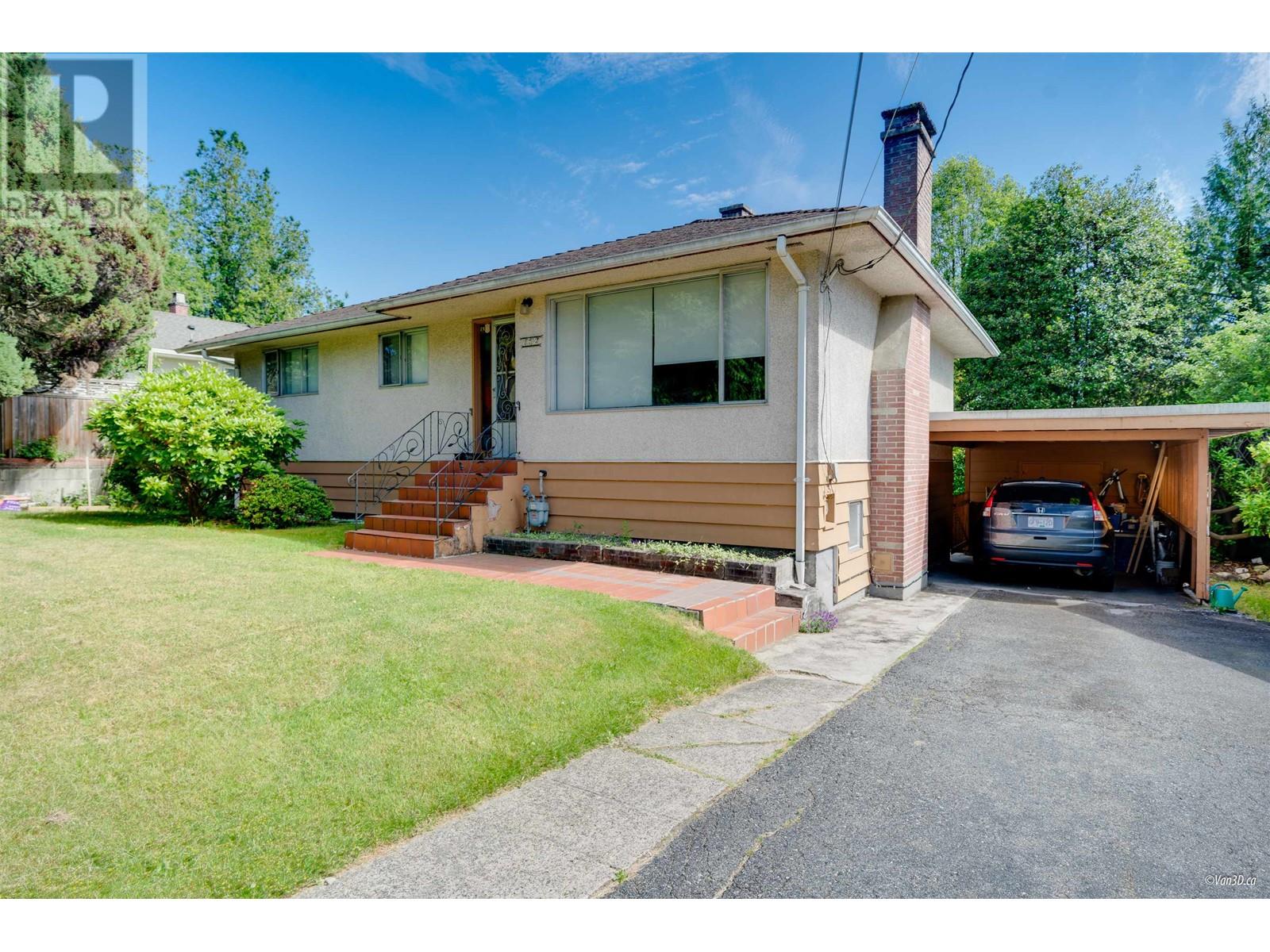 Property at 762 EDGAR AVENUE image 2