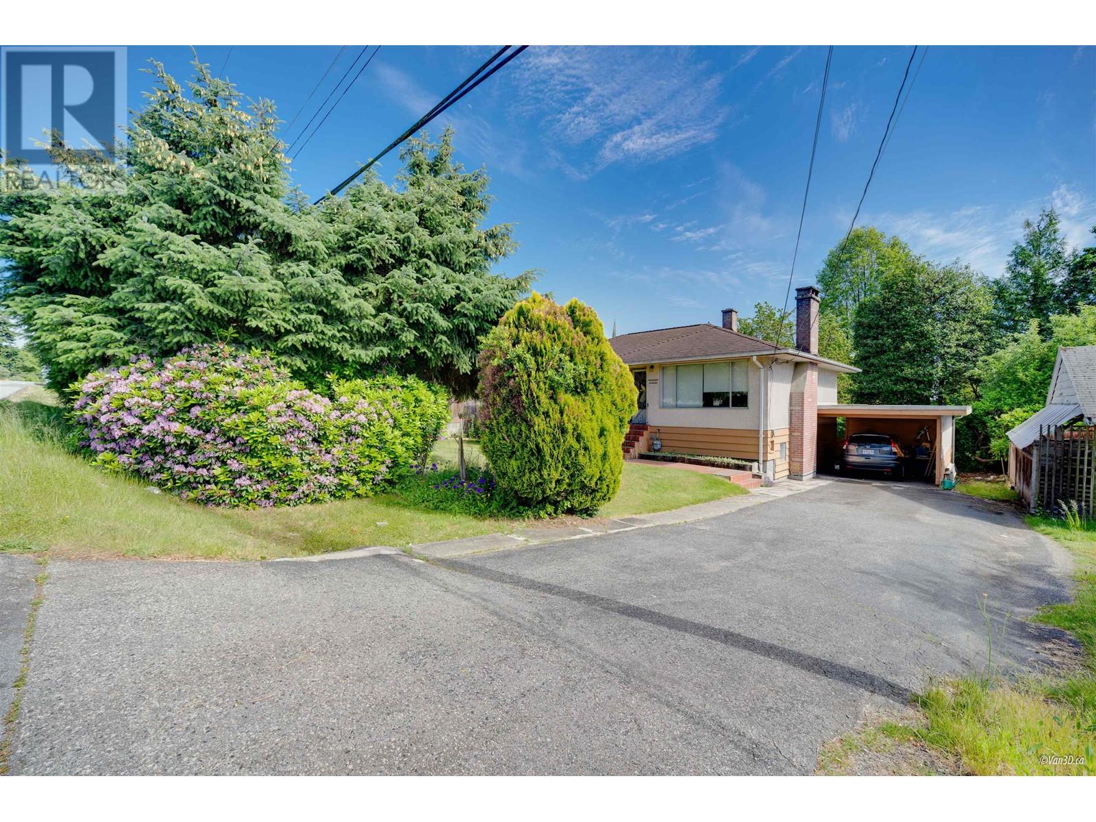 Property at 762 EDGAR AVENUE image 3