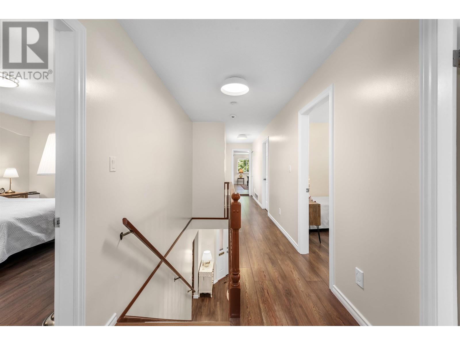 Listing Picture 14 of 33 : 9611 MCBURNEY DRIVE, Richmond / 烈治文 - 魯藝地產 Yvonne Lu Group - MLS Medallion Club Member