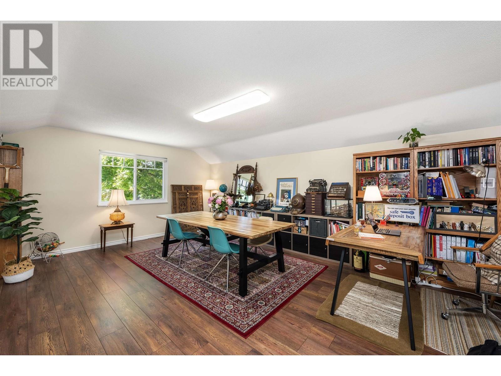 Listing Picture 21 of 33 : 9611 MCBURNEY DRIVE, Richmond / 烈治文 - 魯藝地產 Yvonne Lu Group - MLS Medallion Club Member