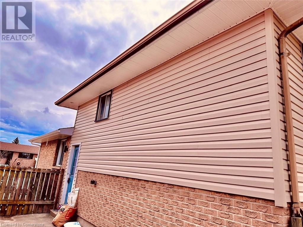 48 Larchwood Circle, Welland, Ontario  L3T 6T2 - Photo 7 - 40686378