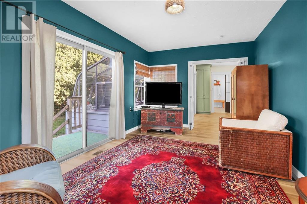 2 Kidd Avenue, Grimsby, Ontario  L3M 3S3 - Photo 9 - 40675304