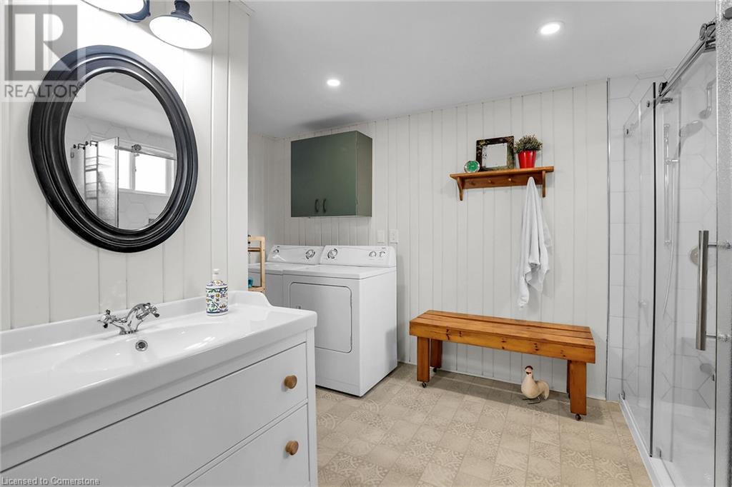 2 Kidd Avenue, Grimsby, Ontario  L3M 3S3 - Photo 14 - 40675304