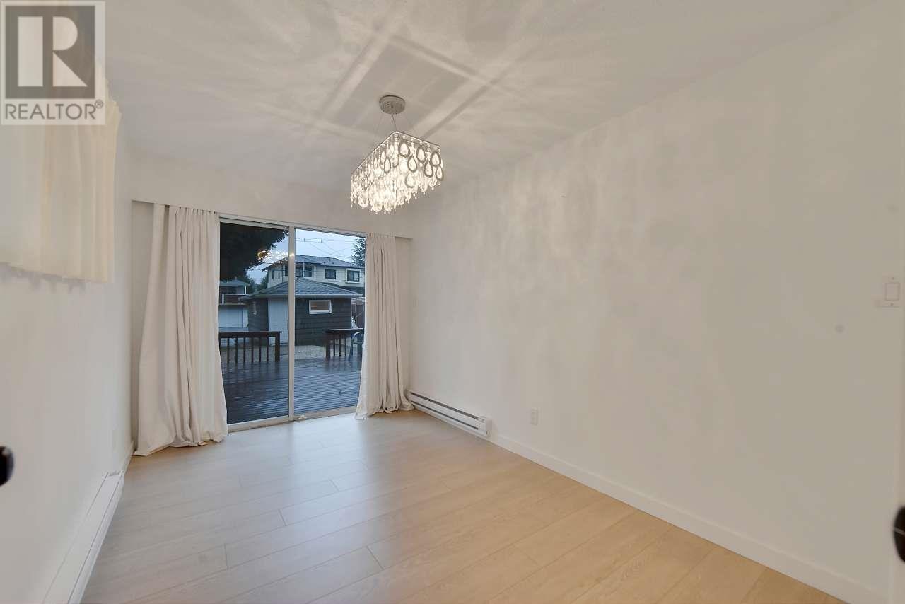 3848 Pine Street, Burnaby, British Columbia  V5G 1Z2 - Photo 24 - R2951097