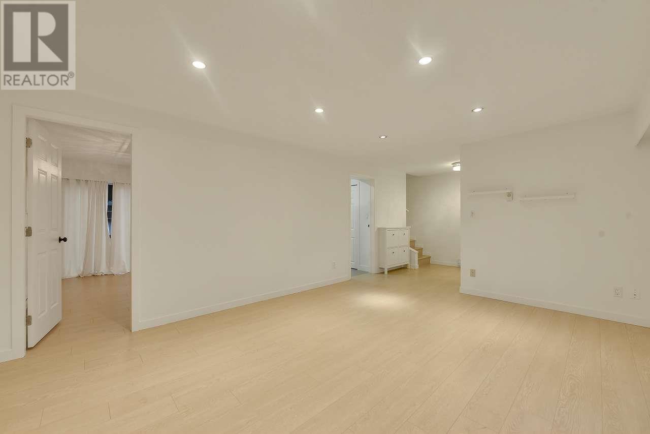 3848 Pine Street, Burnaby, British Columbia  V5G 1Z2 - Photo 22 - R2951097