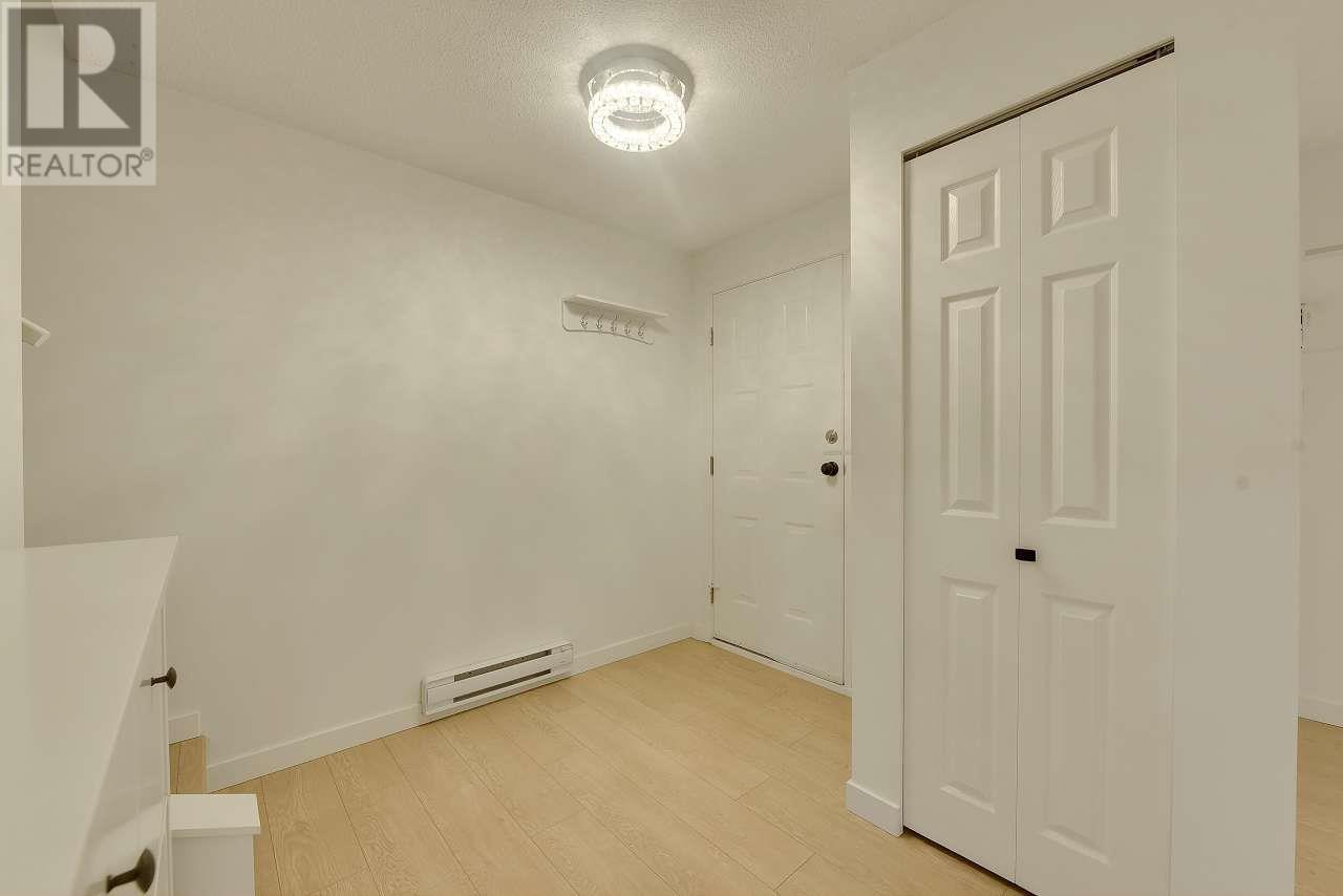 3848 Pine Street, Burnaby, British Columbia  V5G 1Z2 - Photo 23 - R2951097