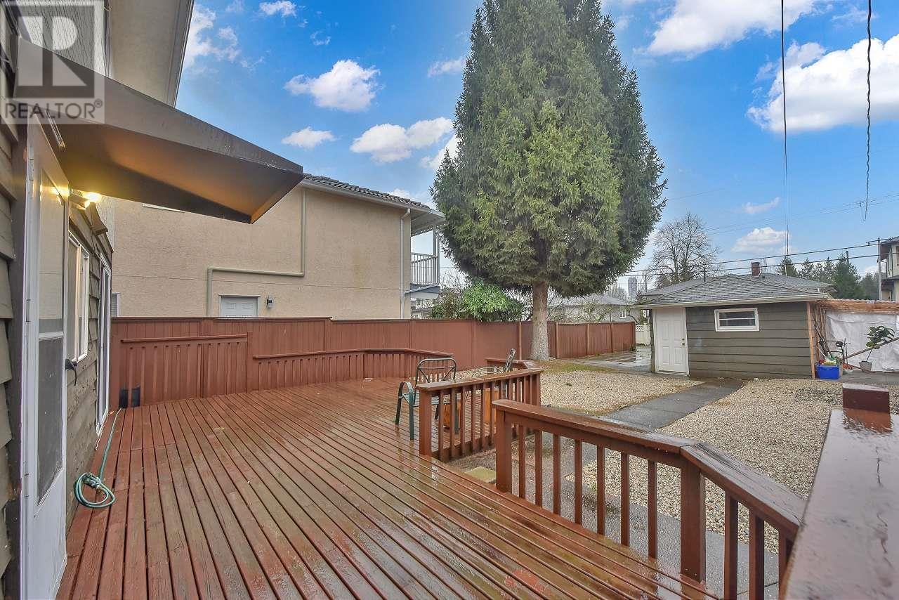 3848 Pine Street, Burnaby, British Columbia  V5G 1Z2 - Photo 1 - R2951097