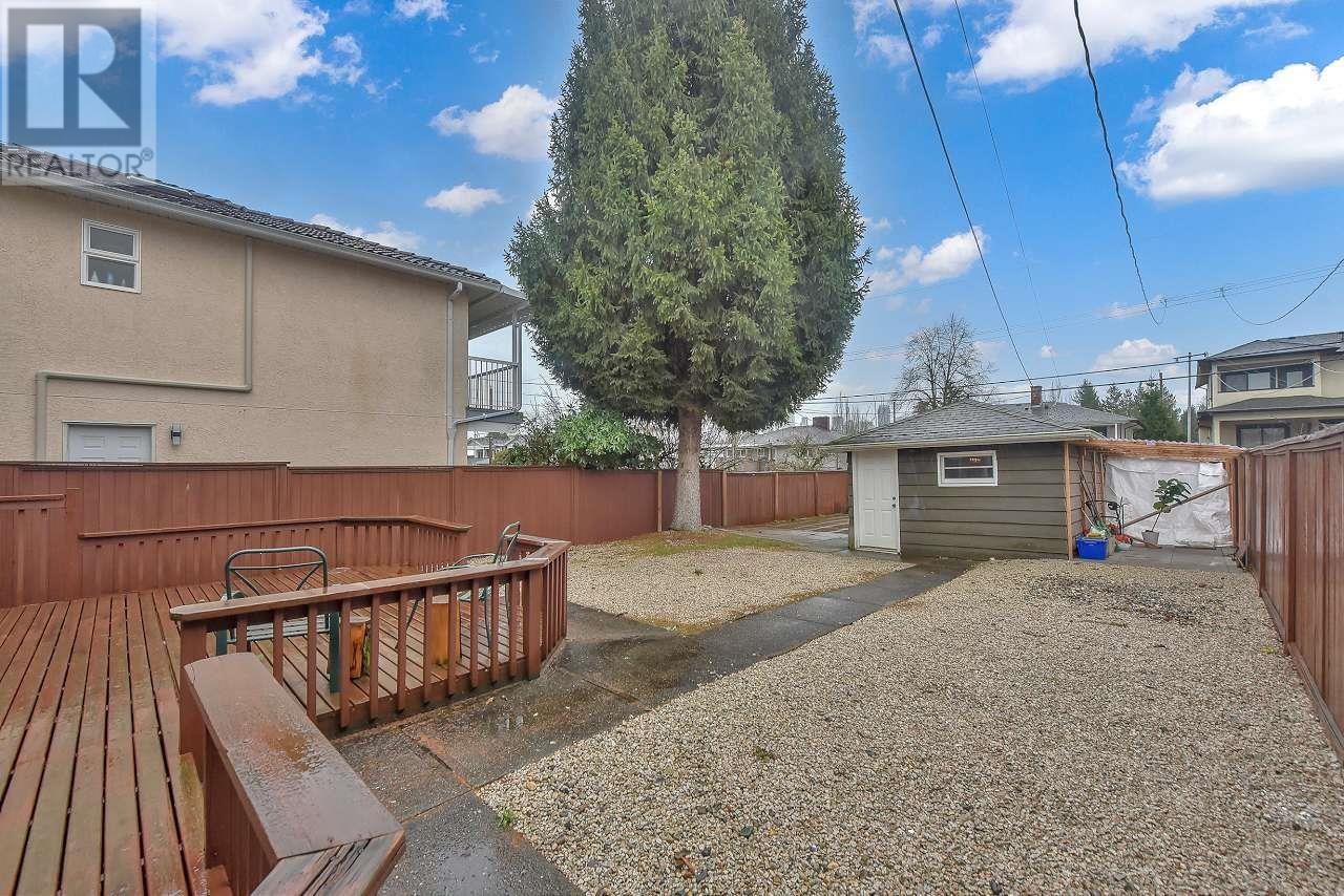 3848 Pine Street, Burnaby, British Columbia  V5G 1Z2 - Photo 2 - R2951097