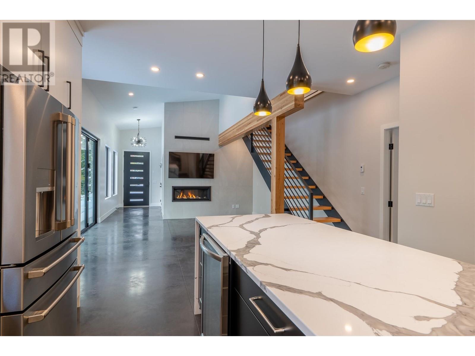 1350 Kai Road, Nelson, British Columbia V1L 7G1 - Photo 24 - 10330712