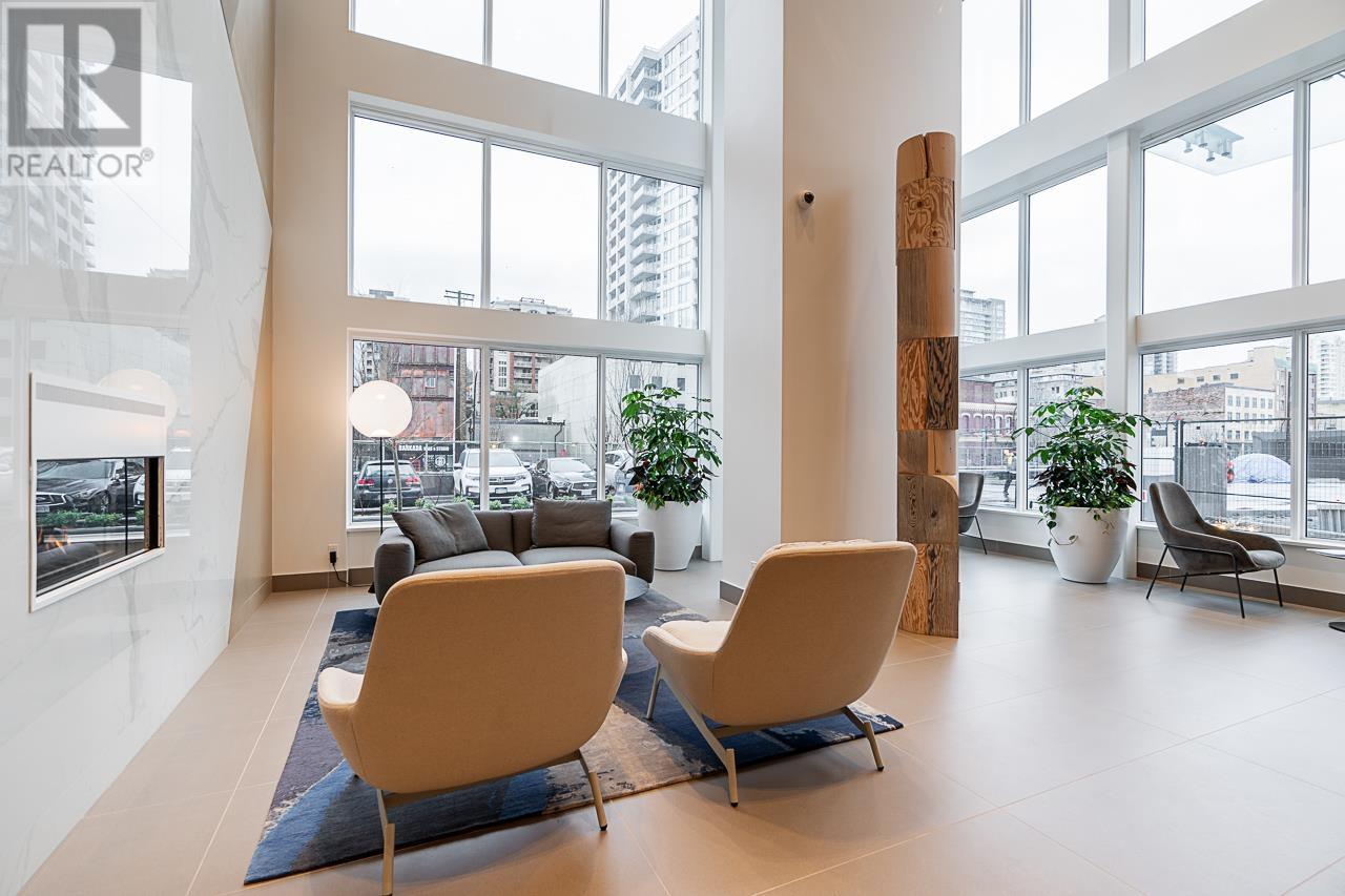Property at 3506 680 QUAYSIDE DRIVE image 3