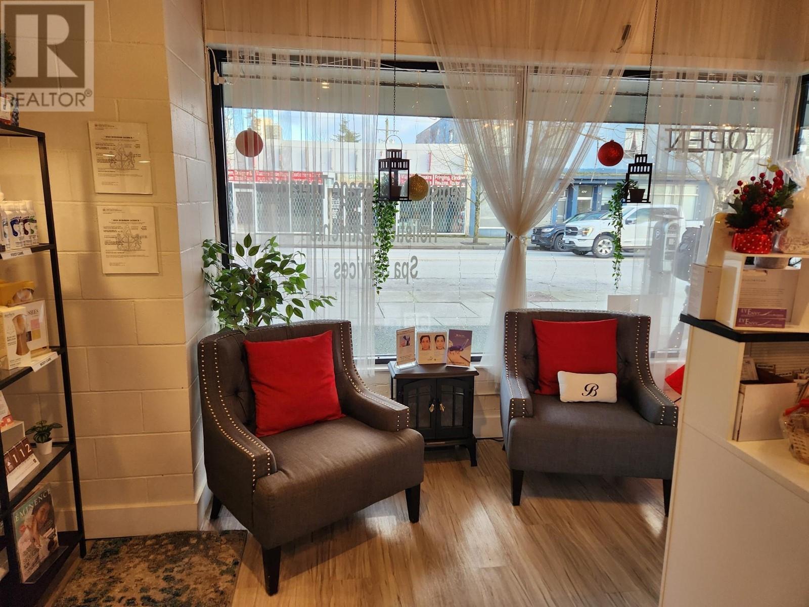 Property at 11435 CONFIDENTIAL image 3