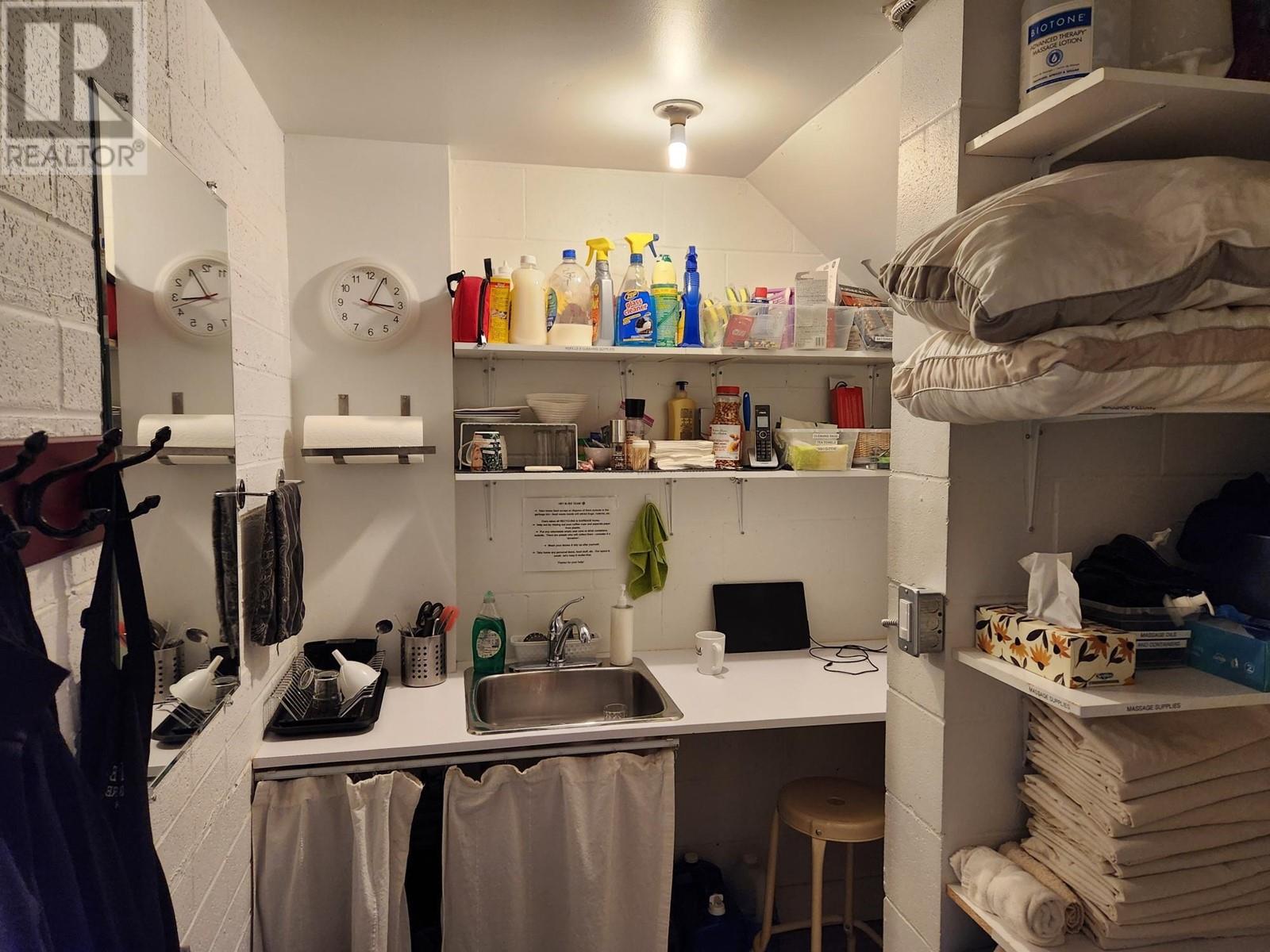Property at 11435 CONFIDENTIAL image 5