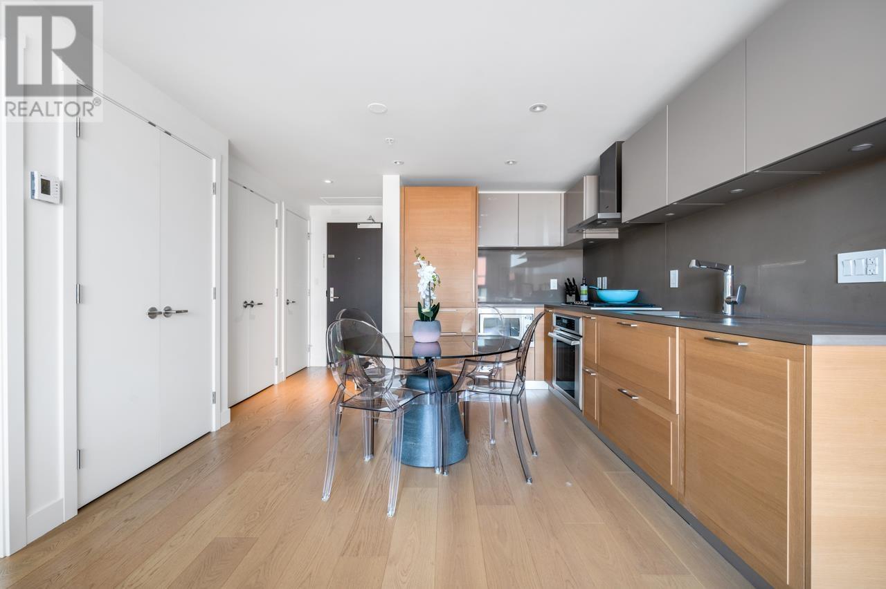 801 1561 W 57th Avenue, Vancouver, British Columbia  V6P 0H5 - Photo 10 - R2951440