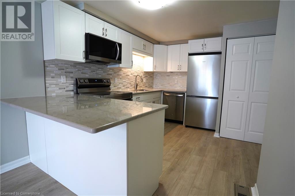 22 Carmine CrescentCambridge, Ontario  N3C 3Z1 - Photo 12 - 40686197