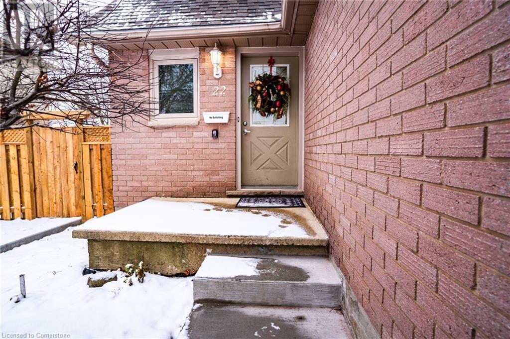 22 Carmine CrescentCambridge, Ontario  N3C 3Z1 - Photo 2 - 40686197