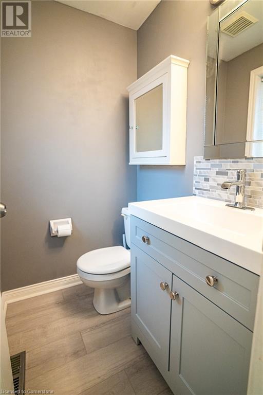 22 Carmine CrescentCambridge, Ontario  N3C 3Z1 - Photo 6 - 40686197