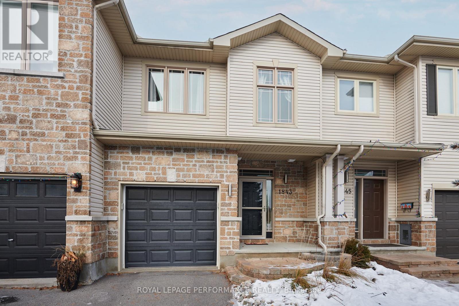 1843 ARROWGRASS WAY, Ottawa, Ontario