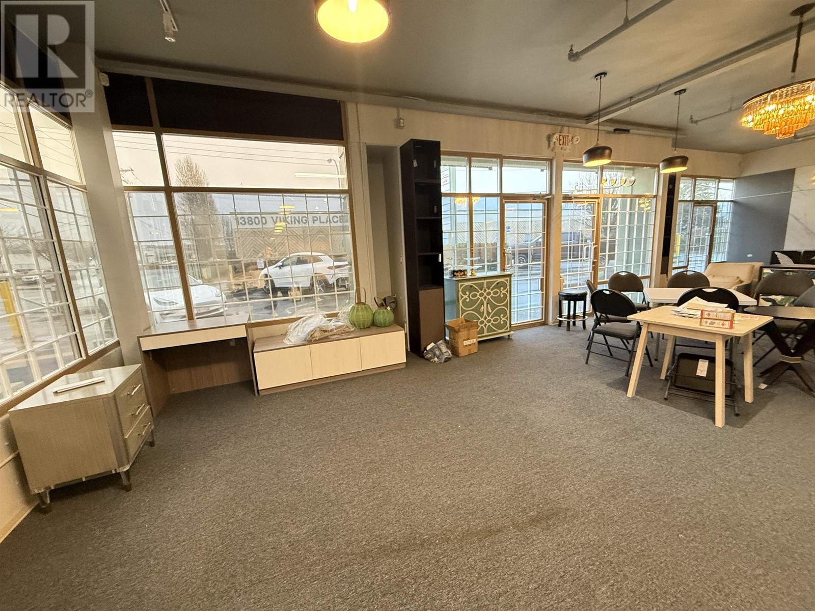 Listing Picture 4 of 10 : 115 &120 2639 VIKING WAY, Richmond / 烈治文 - 魯藝地產 Yvonne Lu Group - MLS Medallion Club Member