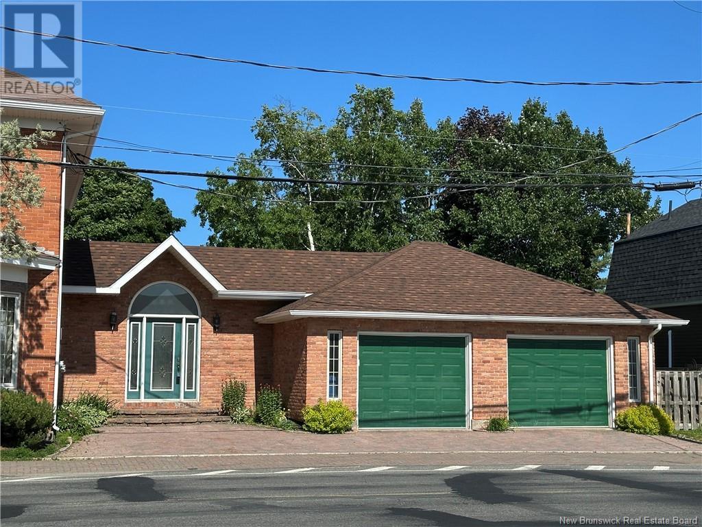 102 St. George Street, Bathurst, New Brunswick  E2A 1B5 - Photo 49 - NB106449