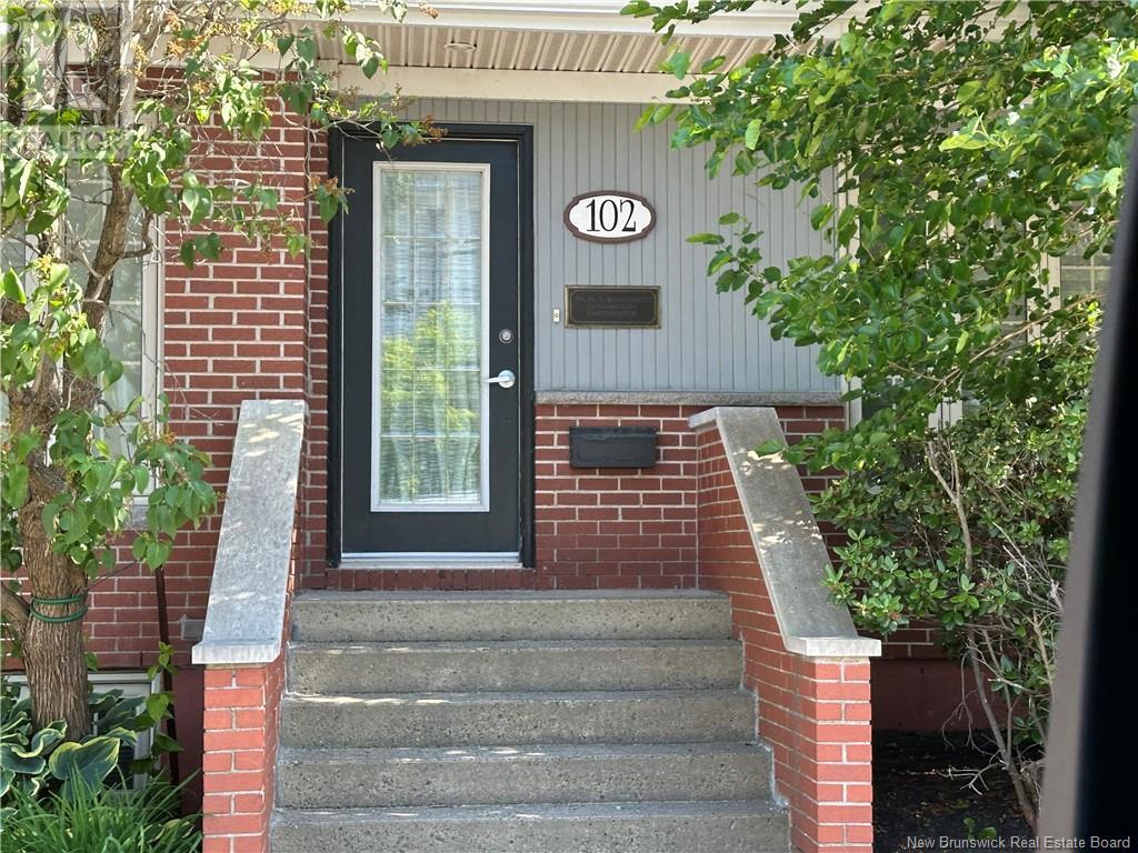102 St. George Street, Bathurst, New Brunswick  E2A 1B5 - Photo 48 - NB106449