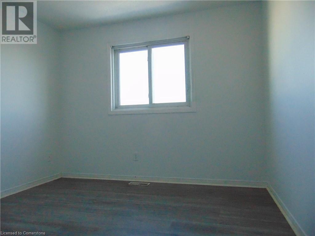 90 Bridlewreath Street, Kitchener, Ontario  N2E 3V6 - Photo 12 - 40683342