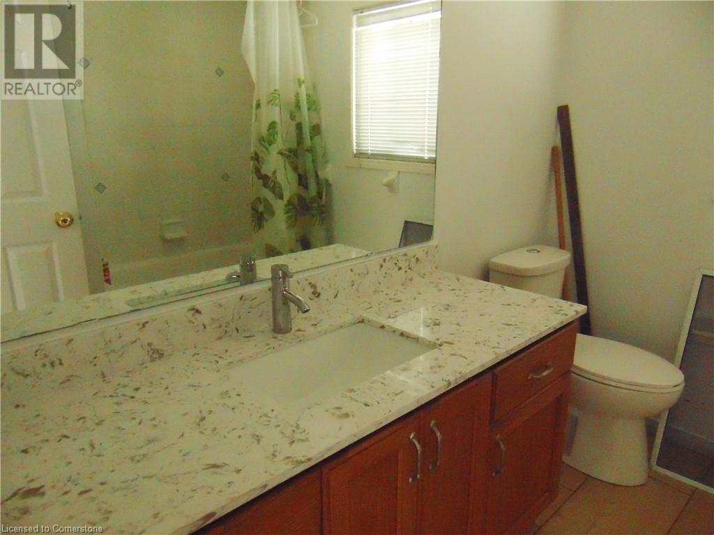 90 Bridlewreath Street, Kitchener, Ontario  N2E 3V6 - Photo 10 - 40683342