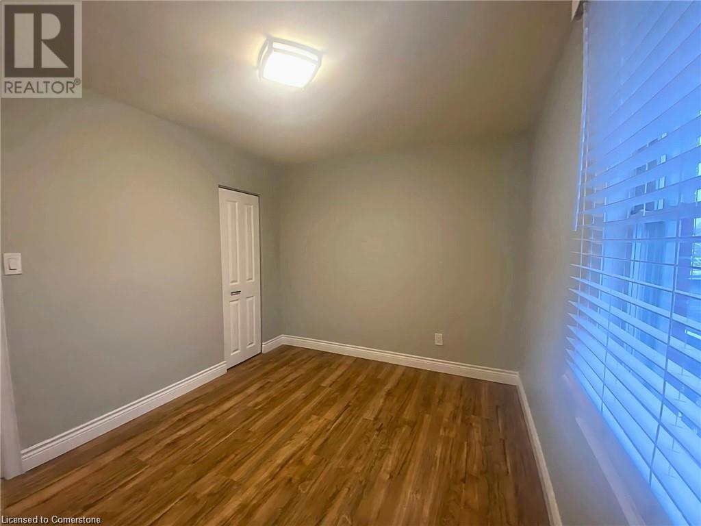 312 East 45th Street, Hamilton, Ontario  L8T 3K8 - Photo 8 - 40686294