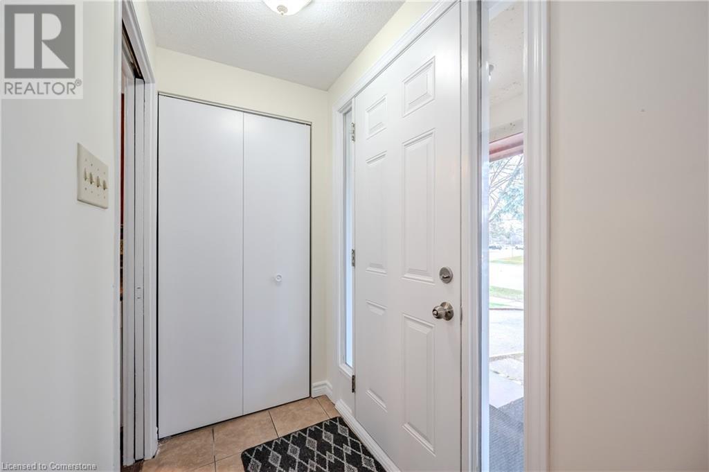 87 Westheights Drive, Kitchener, Ontario  N2N 1P1 - Photo 4 - 40686404