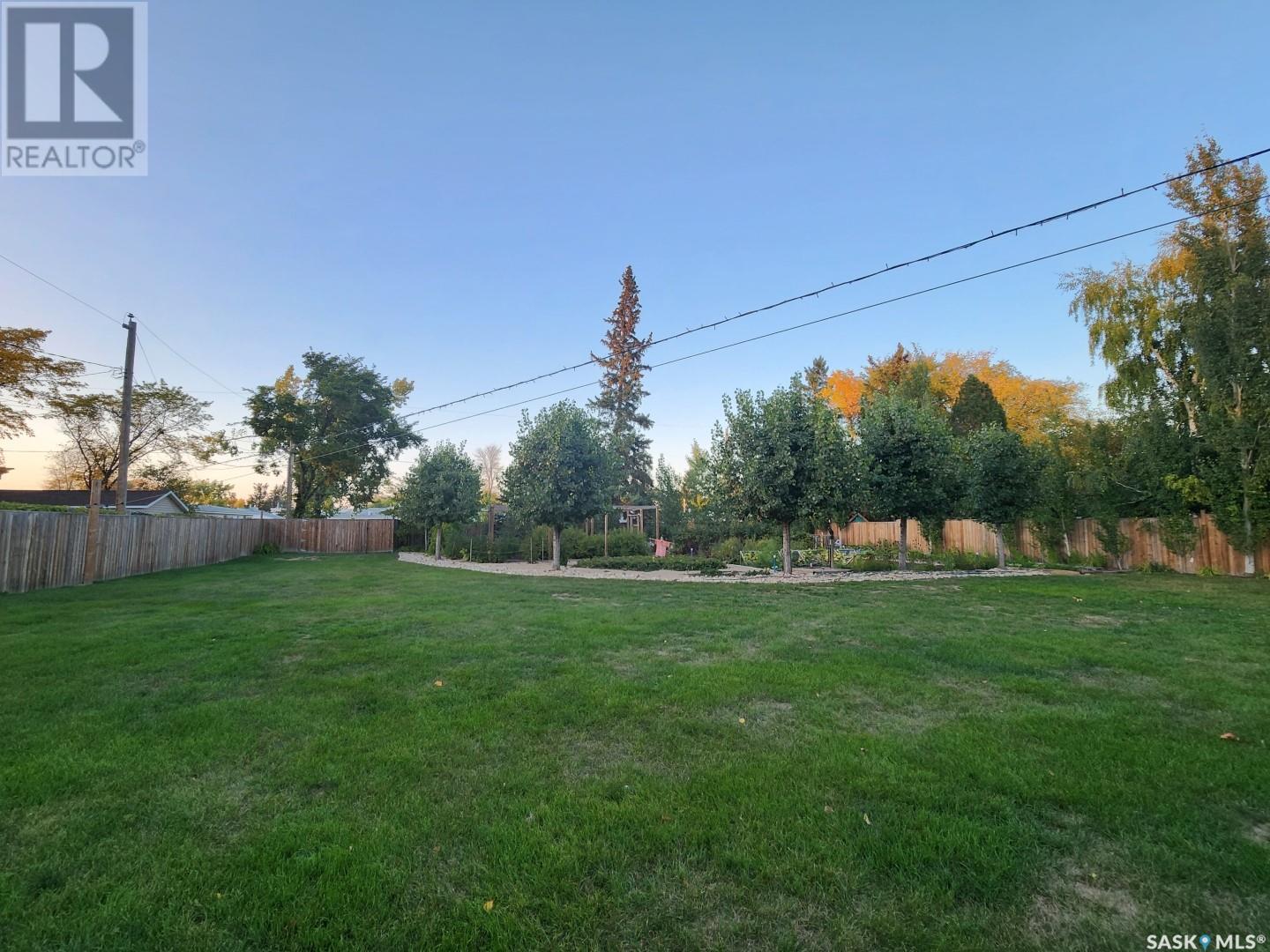 706 Grey Avenue, Grenfell, Saskatchewan  S0G 2B0 - Photo 37 - SK990950