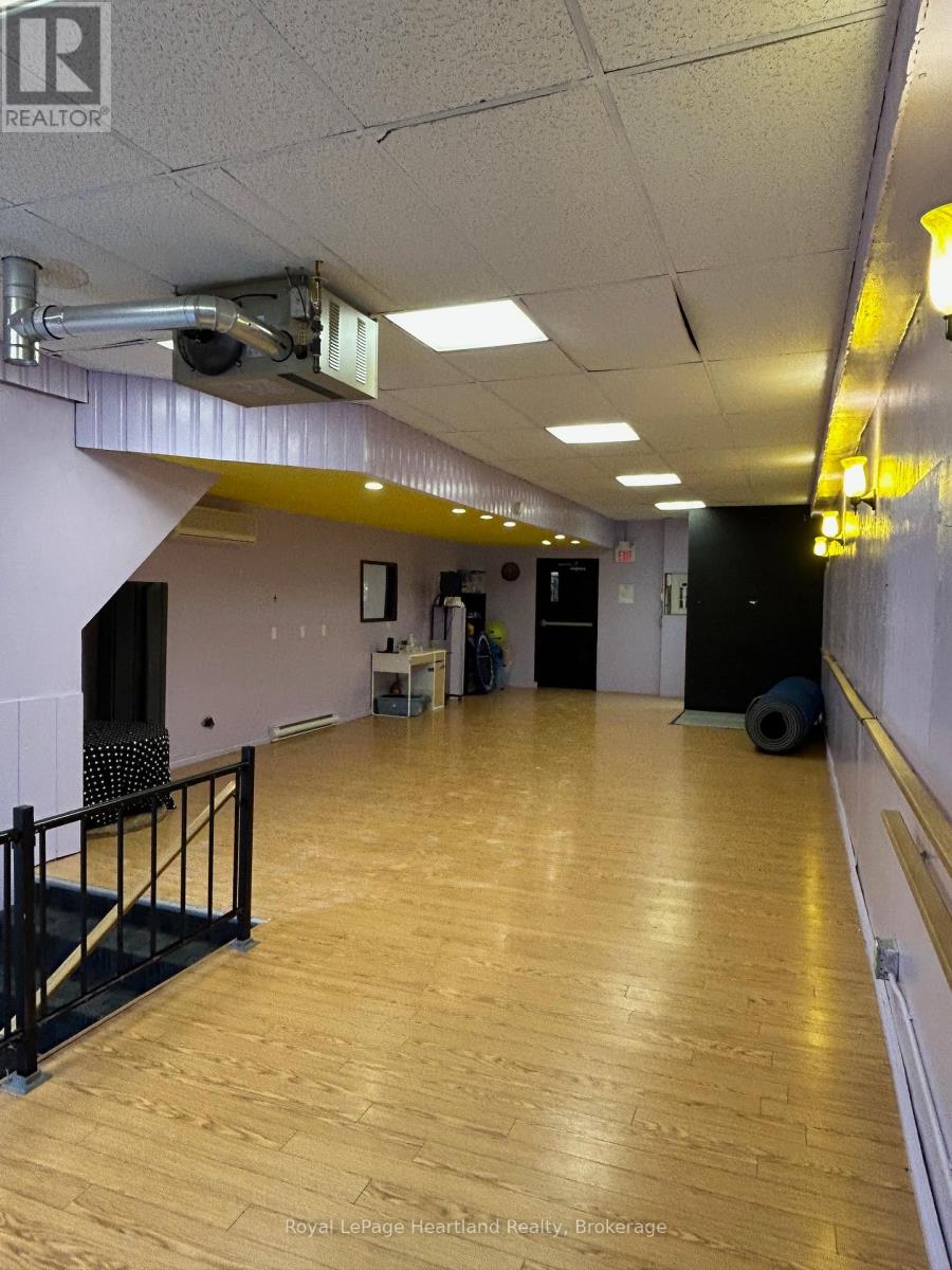 101 - 80 Albert Street, Central Huron, Ontario  N0M 1L0 - Photo 5 - X11900646