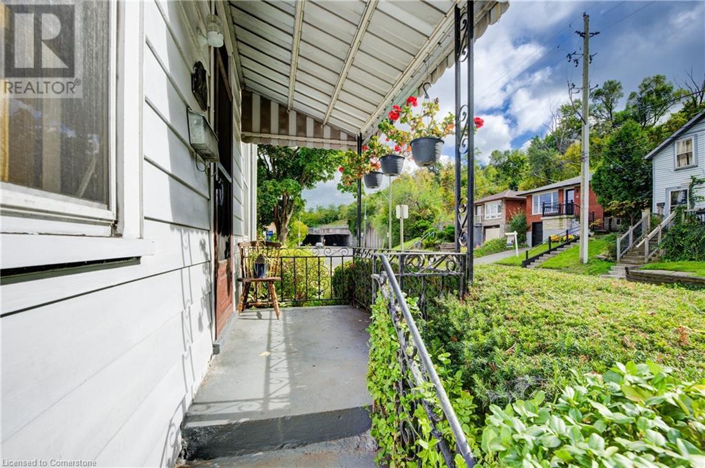 249 Charlton Avenue E, Hamilton, Ontario  L8N 1Z3 - Photo 5 - 40663827