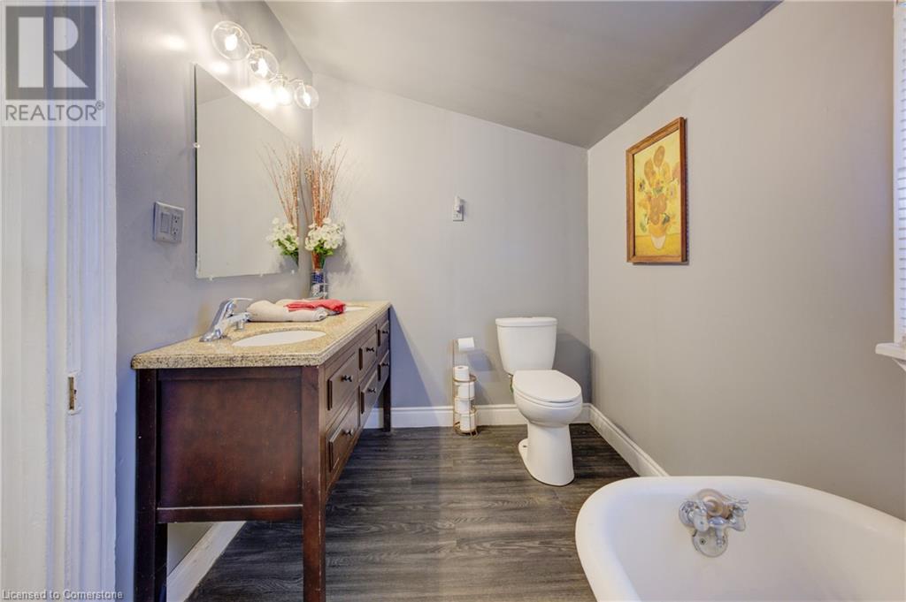 249 Charlton Avenue E, Hamilton, Ontario  L8N 1Z3 - Photo 14 - 40663827